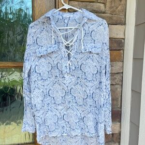 BD Collection Lace-up Paisley Shirt Size M